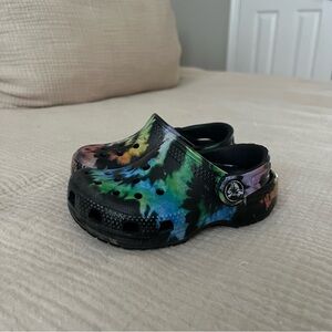 Toddler Tie Dye Crocs